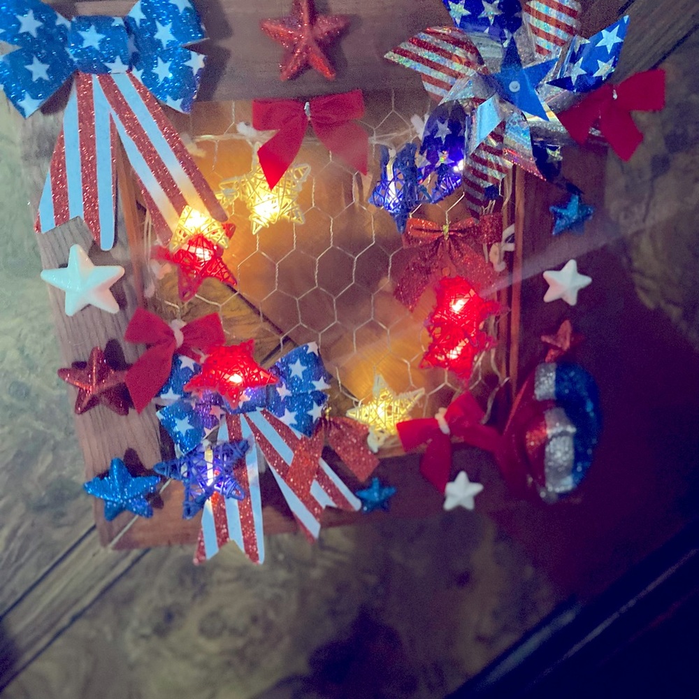 Fourth of July decor, light up frame